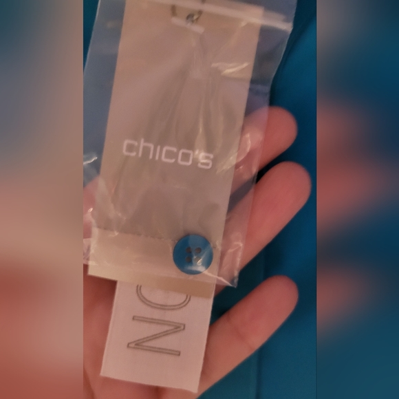 Chicos button down teal shirt - Picture 3 of 7